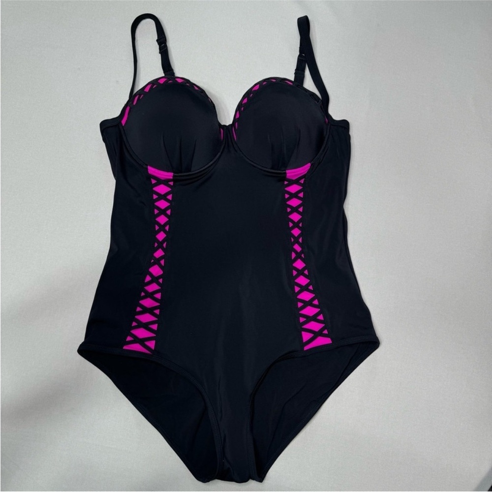 Torrid 4x Black and Pink One-Piece Swimsuit with criss cross pattern multi strap